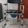Imagen 1 Silla Cómodo con Ruedas Vinil Negro Cromada con Descansa Pies Abatible